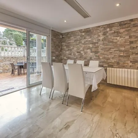 Costacabana - Lorena Villa *