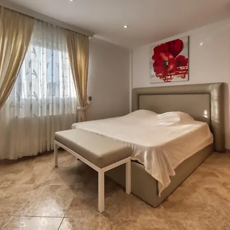 Costacabana - Lorena * Lloret de Mar