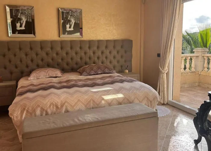 Costacabana - Lorena Villa