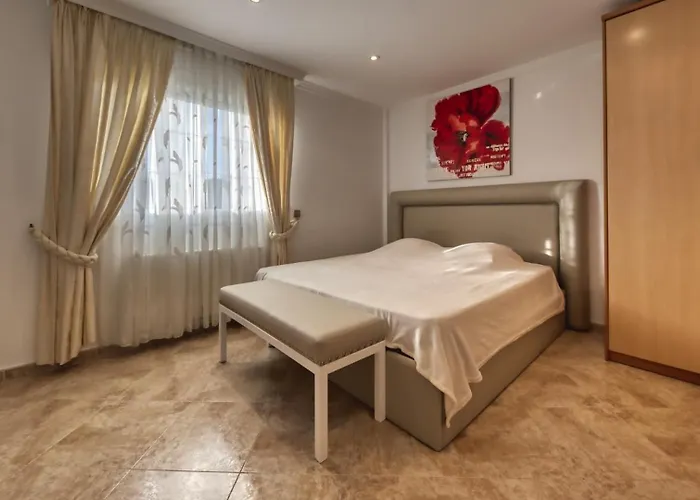 Costacabana - Lorena * Lloret de Mar